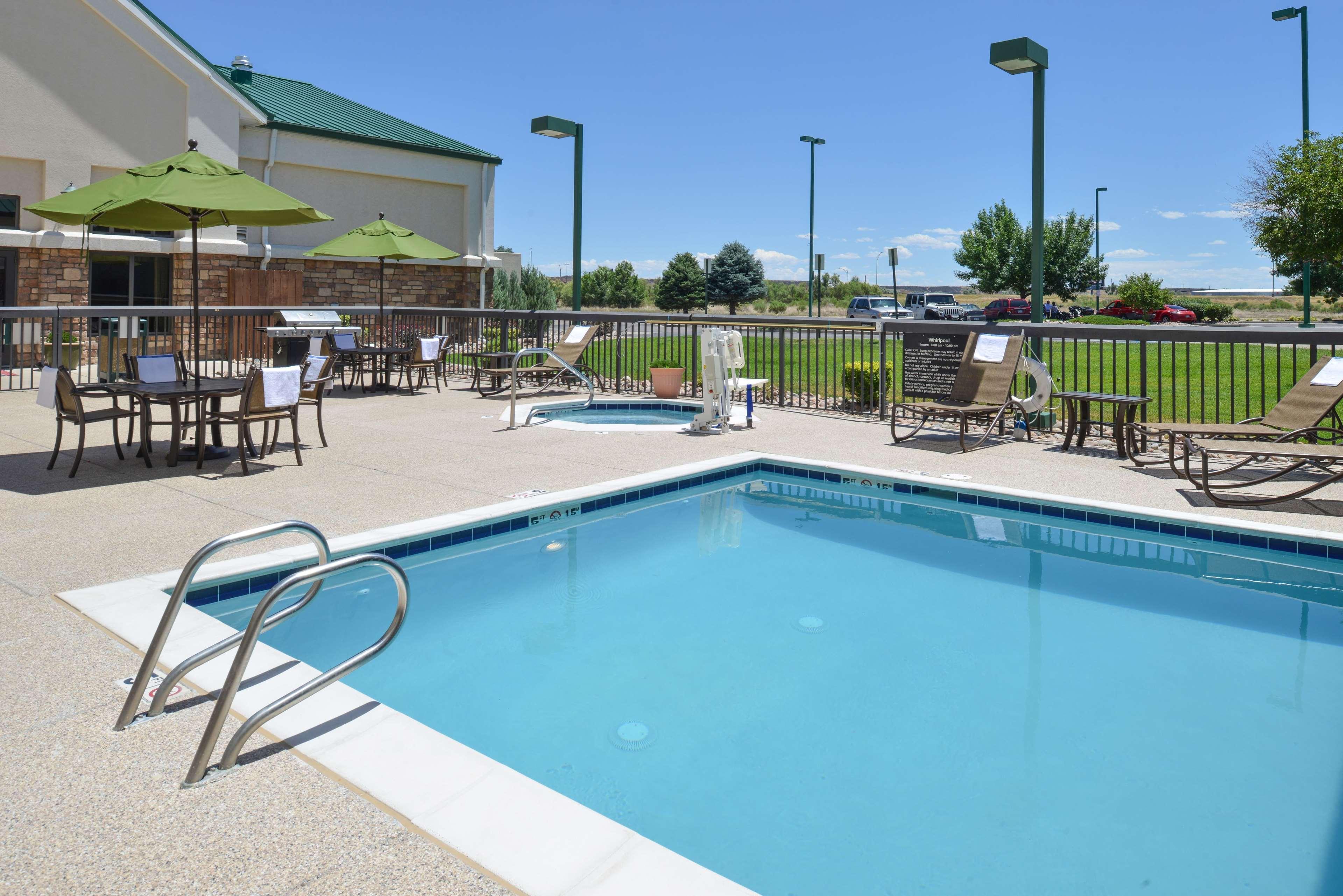 Hampton Inn & Suites Pueblo-Southgate Exterior foto